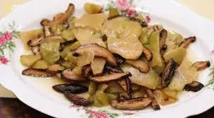 ซีชวงไฉ่ผัดเห็ด