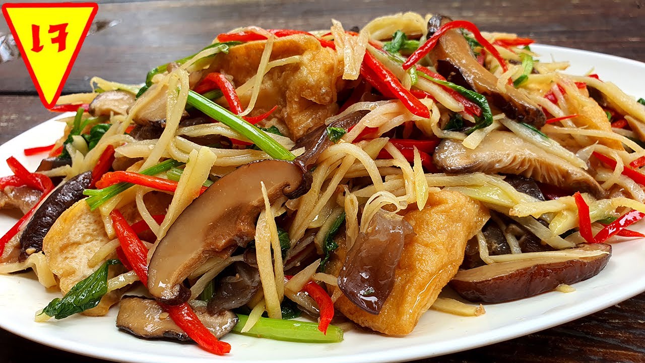 ไก่ผัดขิงน้ำแดง